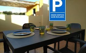 Málaga Yellow Duplex free parking&terrace